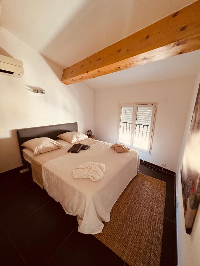 Maison De Village Ecusson - Logement Entier - 160M2 - 4Chambres - Centre Ville - Terrasse - Climatise Nîmes Eksteriør bilde